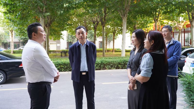 欢迎市委外办一行莅临MK平台调研指导